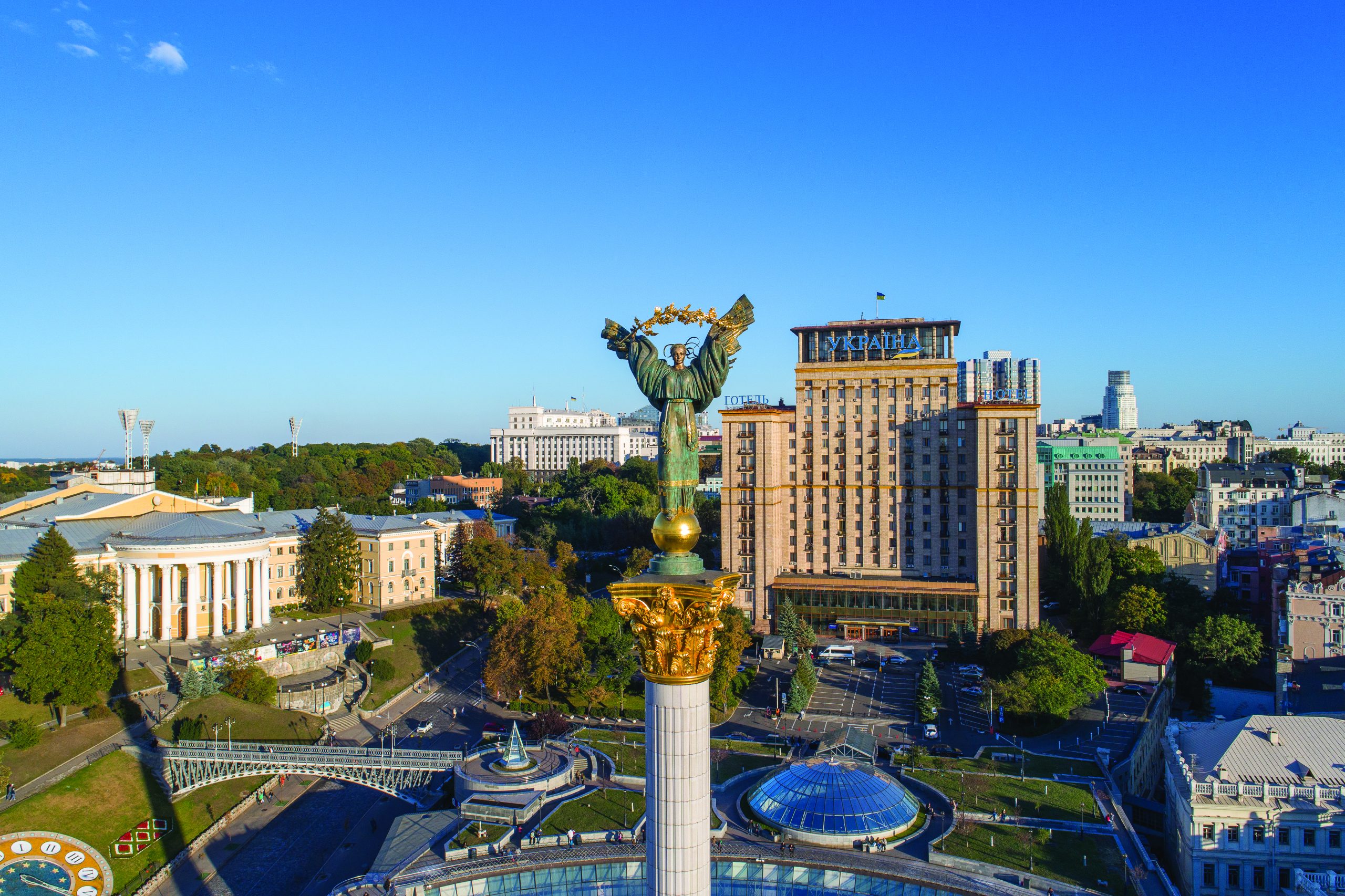 Kyiv, Independence Square, Independence Monument. - Police Chief Magazine